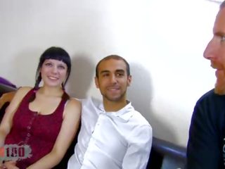 युवा स्पॅनिश आमेचर कॅस्टिंग और पहले पॉर्न फ़िल्म